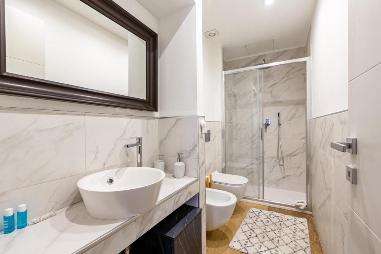 Ferienwohnung Modern Apt 300Mt From Milano Central Station! Exterior foto